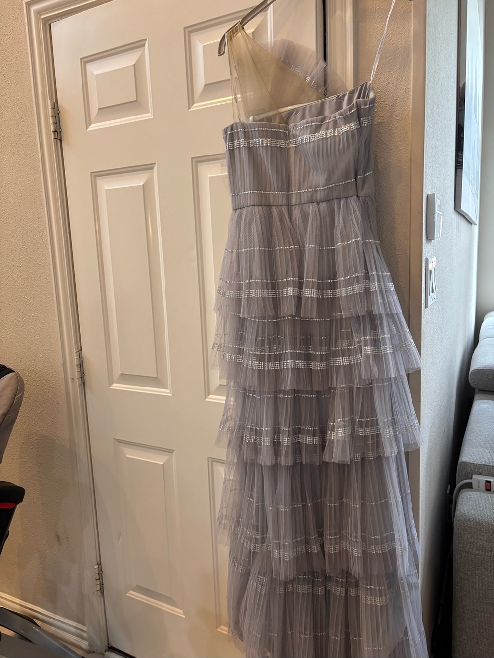 Designer Gown - Picture 5 of 8